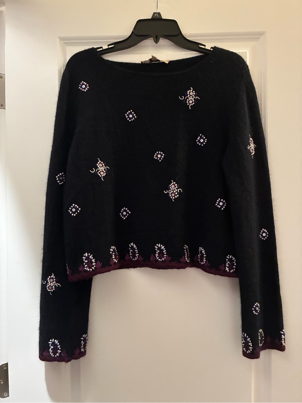 Vintage Black Embellished Women's Sweater -